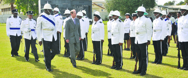 ROUSING WELCOME FOR  ROYAL COUPLE   Earl Says Thanks