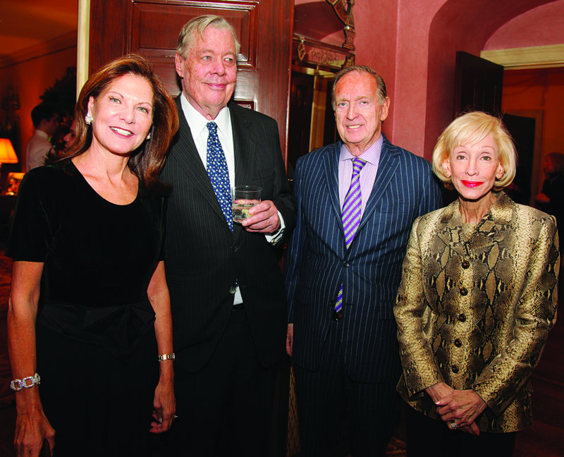 CHARLES & LINDA HICKOX HOST TRAVEL INDUSTRY LEADERS