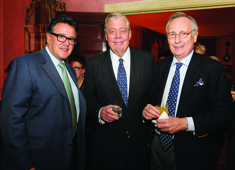 CHARLES & LINDA HICKOX HOST TRAVEL INDUSTRY LEADERS