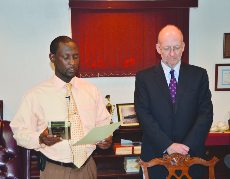 AUM LOSES MINISTER AFTER THREE YEARS       Is APP Successor ‘Short-Changed’ In Portfolios?