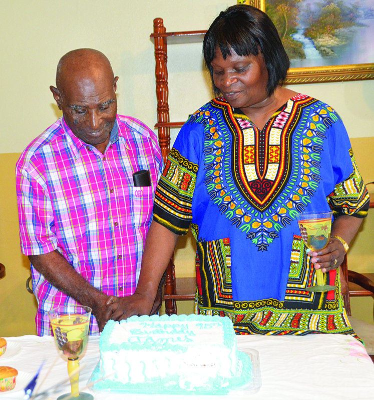 ROSEWOOD CENTRE CELEBRATES RESIDENT’S 95TH BIRTHDAY
