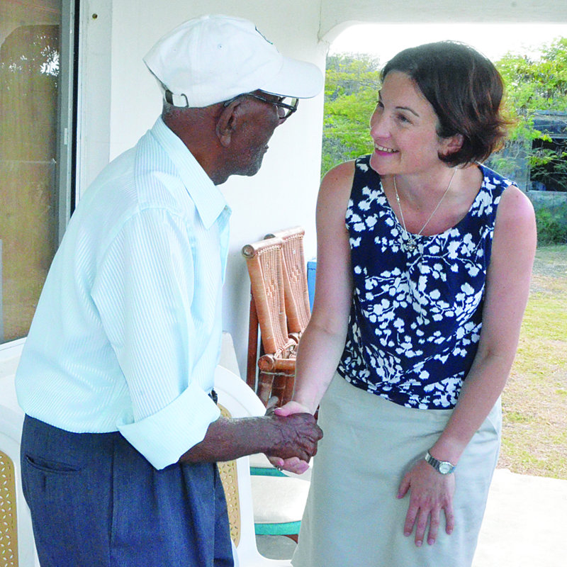 GOVERNOR SCOTT VISITS VALLEY SOUTH DISTRICT