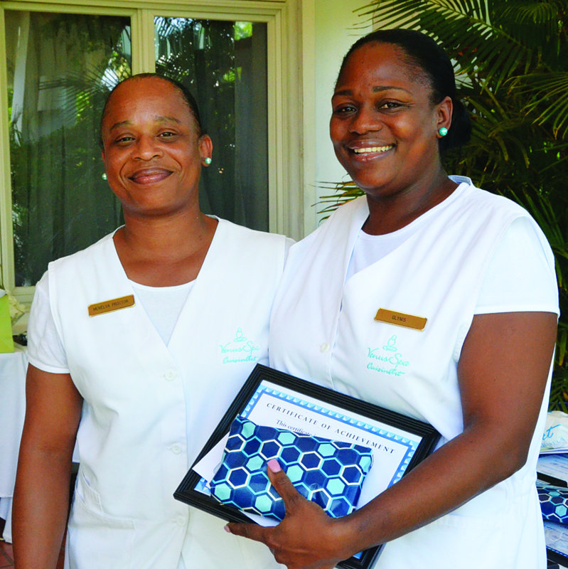 CUISINART RESORT HOLDS THIRD QUARTERLY CELEBRATION