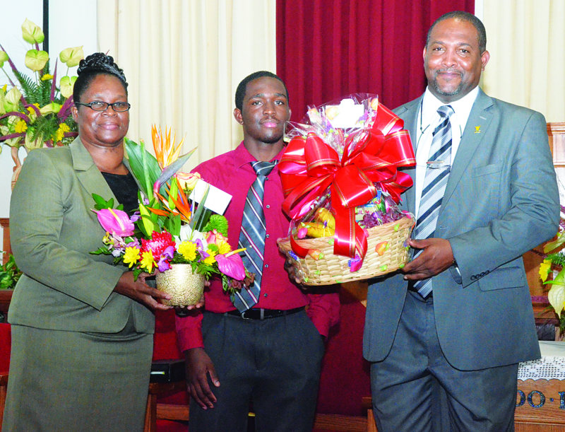 Religion: SDA ROLLS OUT RED CARPET FOR NEW PASTOR