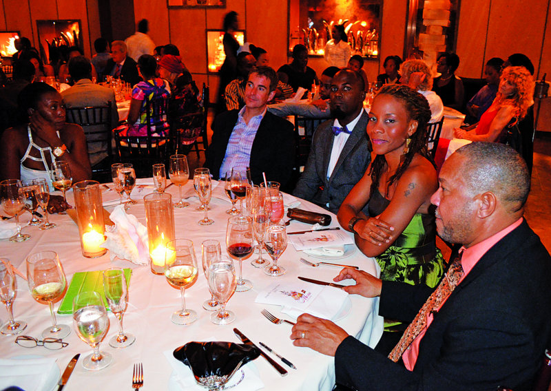 AHTA PRESENTS AWARDS FOR CONTRIBUTIONS TO TOURISM