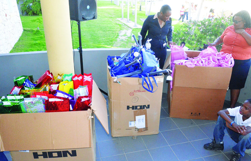 NATIONAL BANK SHARES WITH CHILDREN FOR CHRISTMAS