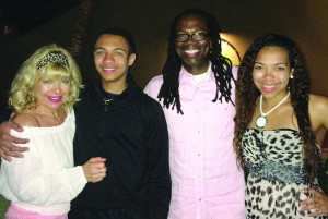 The Davis Family (l to r): Mrs. Davis, Eli, Dr. Davis and Lexi