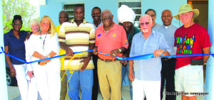 Cutting of ribbon