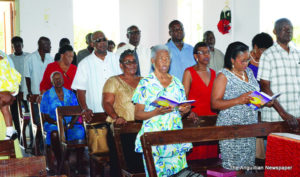 Members of the choir and congregation