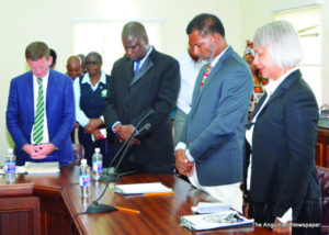 House of Assembly in prayer