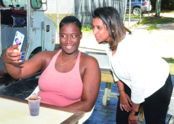 GOVERNOR MEETS PEOPLE, BUSINESSES ON DISTRICT TOURS
