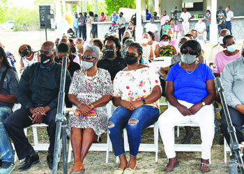 SOUTH HILL/BLOWING POINT RESIDENTS, OTHERS PAY  TRIBUTE TO FALLEN LEADER