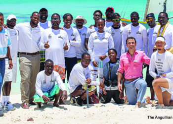 BELMOND CAP JULUCA SPONSORS DE WIZARD RACING BOAT