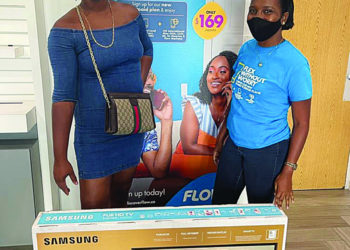 FLOW ANNOUNCES SUMMER  PROMOTION WINNERS  Congratulations to Rebecca Webster and Chelsea Carty