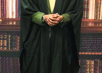 O’SHARI TOMLINSON GRADUATES WITH AN ENGINEERING DEGREE