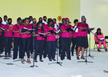 ST. AUGUSTINE’S CHORALE STAGED OPEN-AIR CONCERT  FOR CHRISTMAS 2021