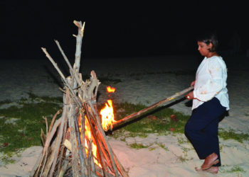 LIGHTING OF THE PLATINUM JUBILEE BEACON AT MEADS BAY