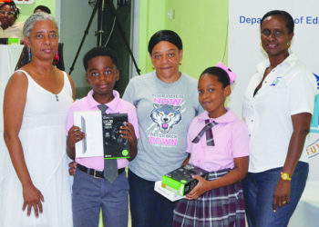 ALWYN ALLISON RICHARDSON PRIMARY SCHOOL WINS ANGUILLA DAY QUIZ!