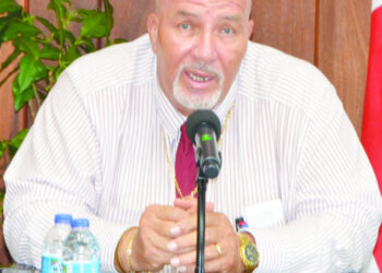 MINISTER OF LABOUR WARNS EMPLOYERS WHO PAY EMPLOYEES LESS THAN MINIMUM WAGE