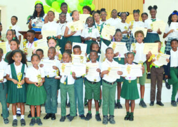 YOUNG ACHIEVERS SHINE AT VIVIEN VANTERPOOL  PRIMARY’S RISING STAR AWARDS