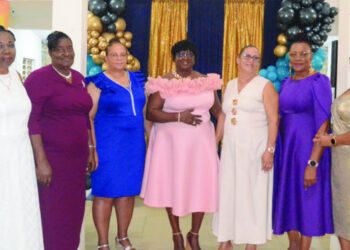 DEPARTMENT OF EDUCATION HONOURS A LIFETIME  OF SERVICE AT RETIREMENT CEREMONY