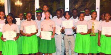 ALHCS EXCELLENCE AWARDS RETURN TO CELEBRATE 176 HIGH-ACHIEVING STUDENTS