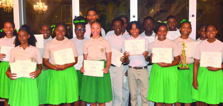 ALHCS EXCELLENCE AWARDS RETURN TO CELEBRATE 176 HIGH-ACHIEVING STUDENTS